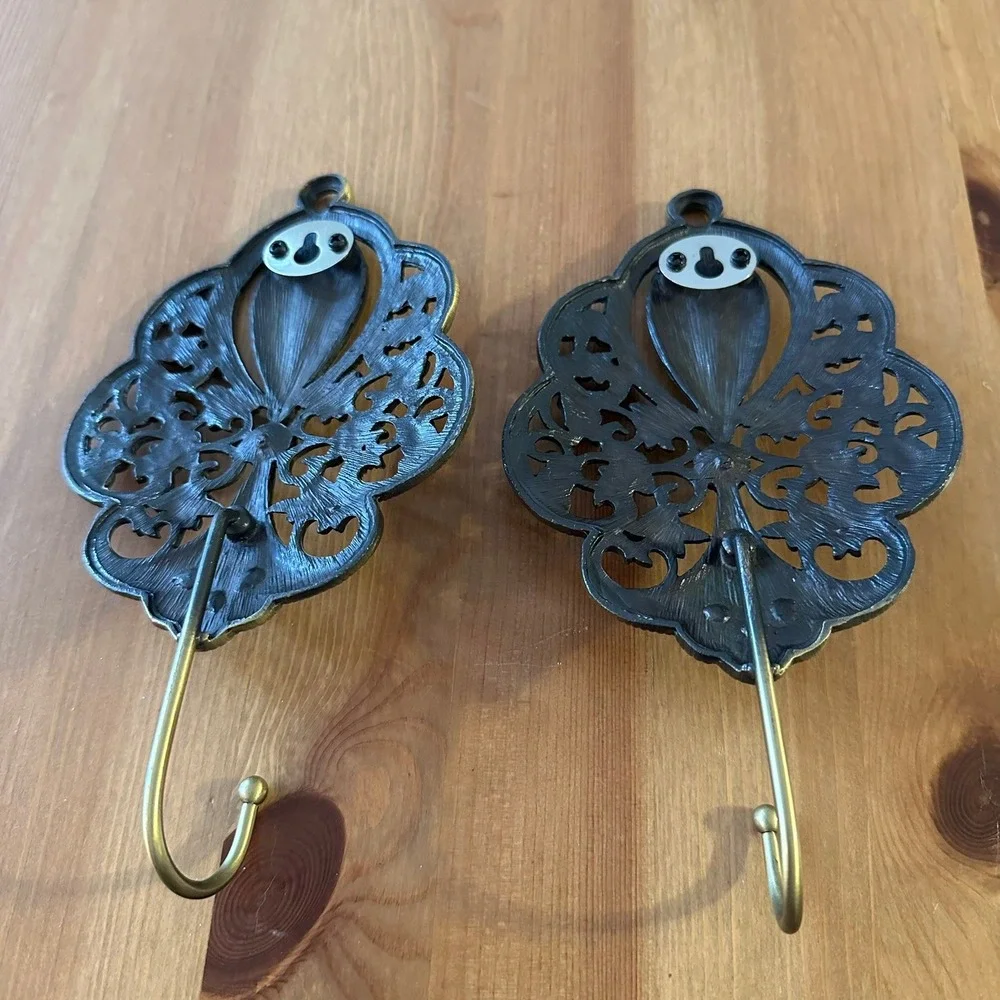 Set of 2 Vintage Style Ornate Filigree Wall Hooks Bronze Rhinestone JM118AB2